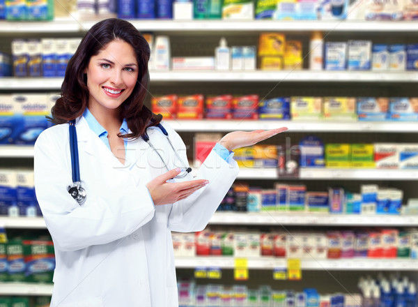 6970636_stock-photo-doctor-pharmacist-woman